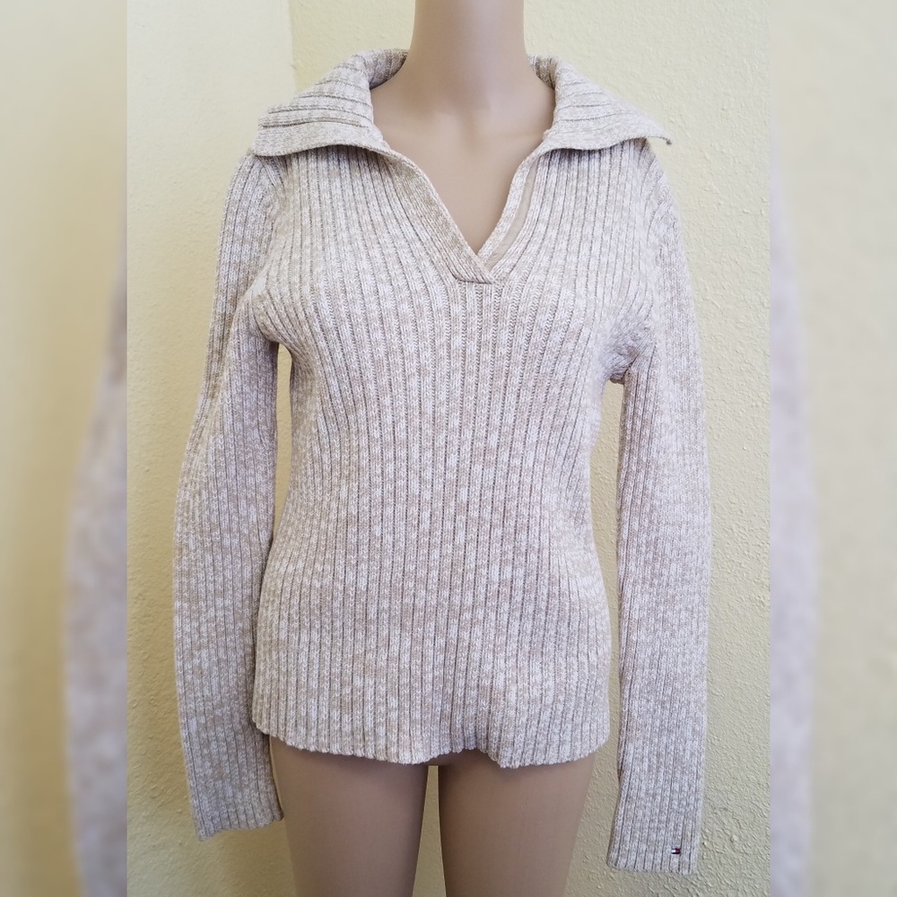 🌻Junior's Tommy Hilfiger sweater